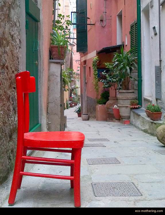 Donna-DeForbes-red-chair