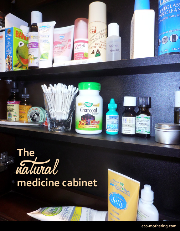 natural-medicine-cabinet