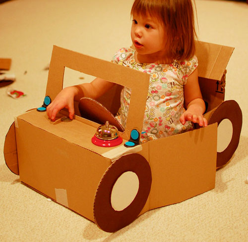 craft-cardboard-car