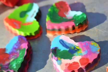 eco-craft-valentine-crayons