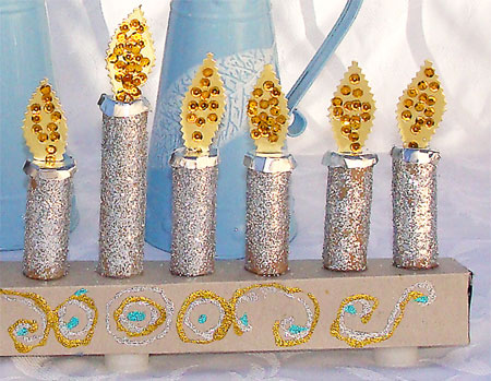 craft-TP-menorah